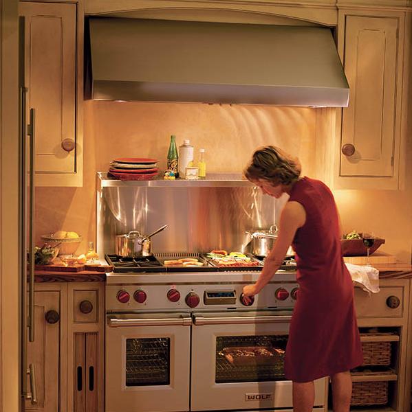 Wolf hotsell ventilation hood